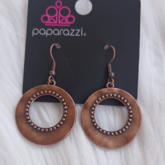 Paparazzi Rustic Copper Circle Earrings - Picture 1 of 6